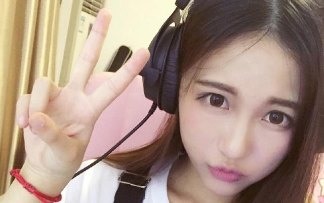 如果《炉石传说》只剩一个女主播，你会选谁？