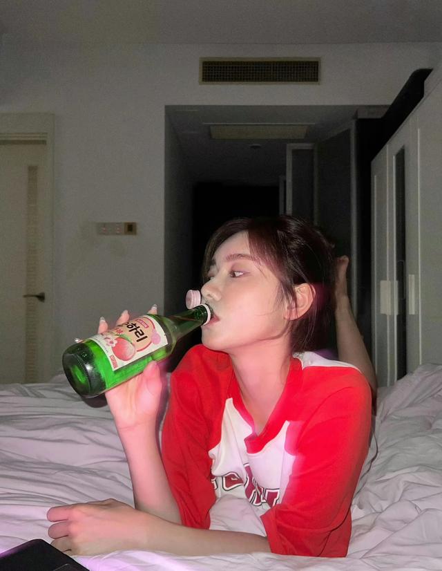 美娜 腾讯体育NBA女主播