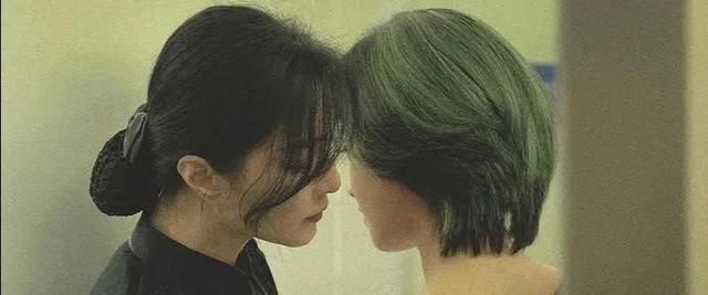 范冰冰最新电影《绿夜》！真情流露，大尺度床戏曝光。