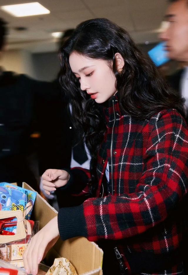 绝美CP燃爆全场！《怎敌她千娇百媚》直播回顾引发热议