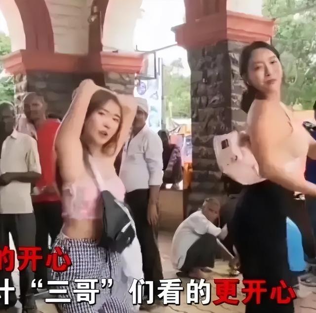 炸裂！韩国女主播在印度街头开直播，“三哥”都看呆了！