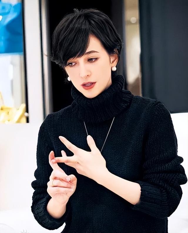 日本42岁混血女神：豪门收割机，曾卷入不雅光碟事件，奉子成婚