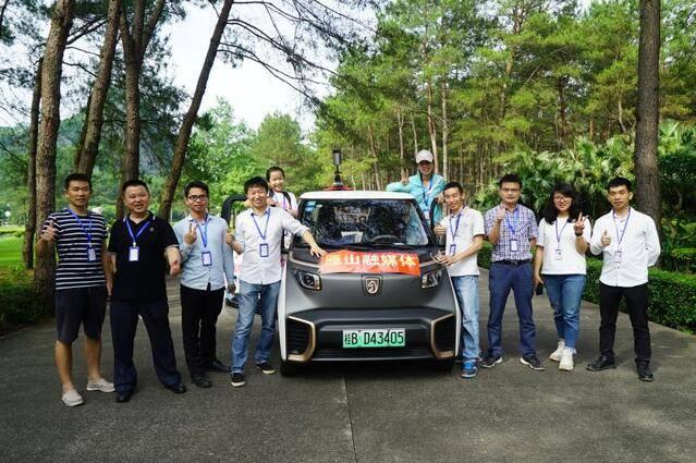 2020，我们行！广西云客户端联合14市主流媒体5G+VR直播迎两会促生产