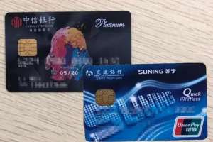 沉迷网络女主播(25岁小伙沉迷女主播无法自拔,半月打赏近10万盗窃款)