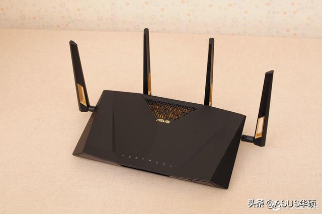 4K视频轻松播放，华硕AX88U打造智能家庭高清多媒体