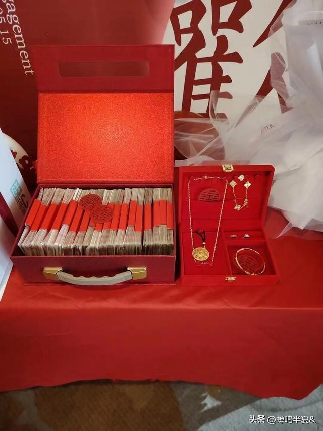 央视美女主持李红：经历逃婚，被造谣嫁入豪门，现在结局怎样了？