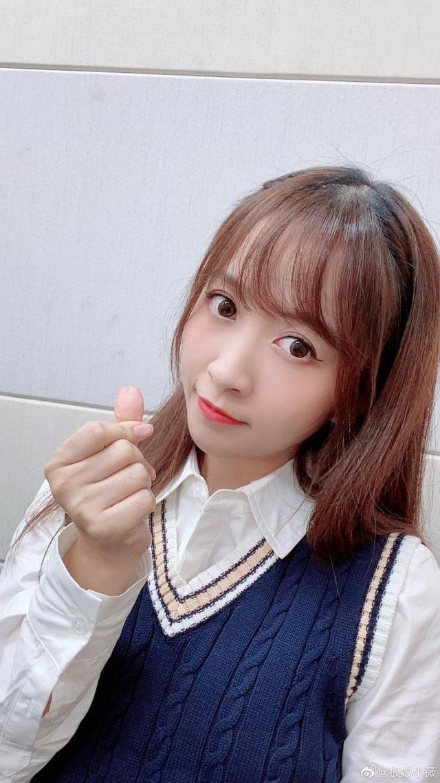 各直播平台一哥一姐齐聚狼人杀官方明星娱乐赛,药水哥站正C位