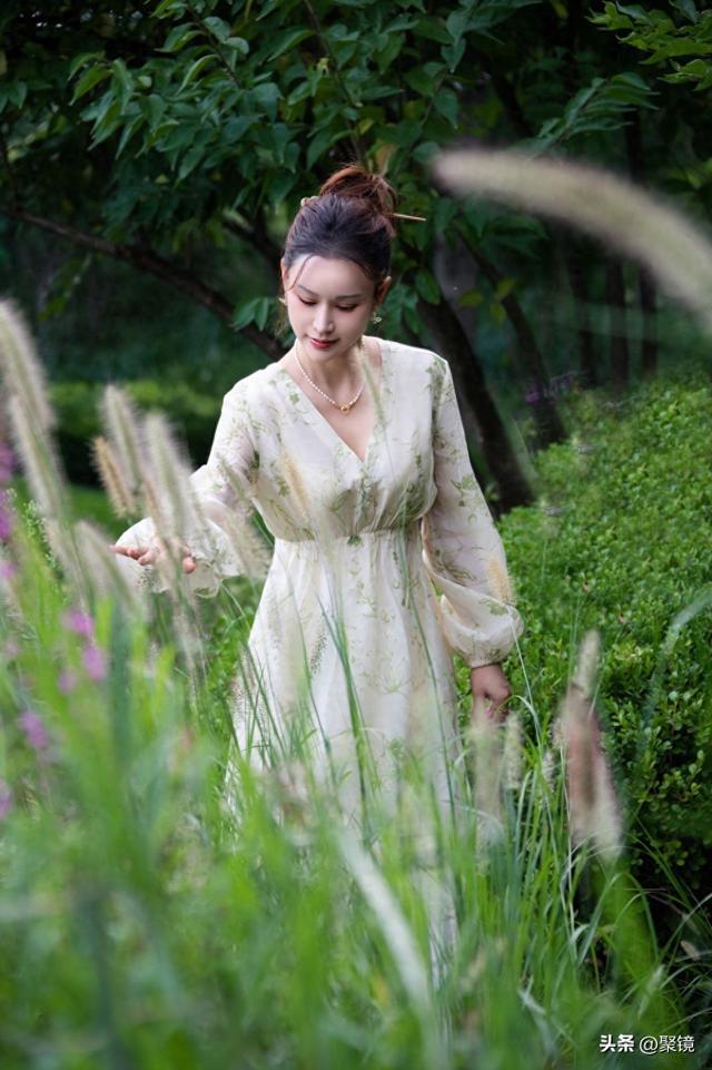 一曲悲歌咏叹调（之三）——浅谈邓超予《沈园情》得与失