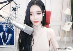yy女主播谁跳舞最好看(舞蹈一姐小耳朵退网两年后，签约新公会做短视频，粉丝已破200万)