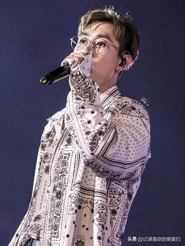 李赫宰韩国歌手，阳光帅气迷人十足！