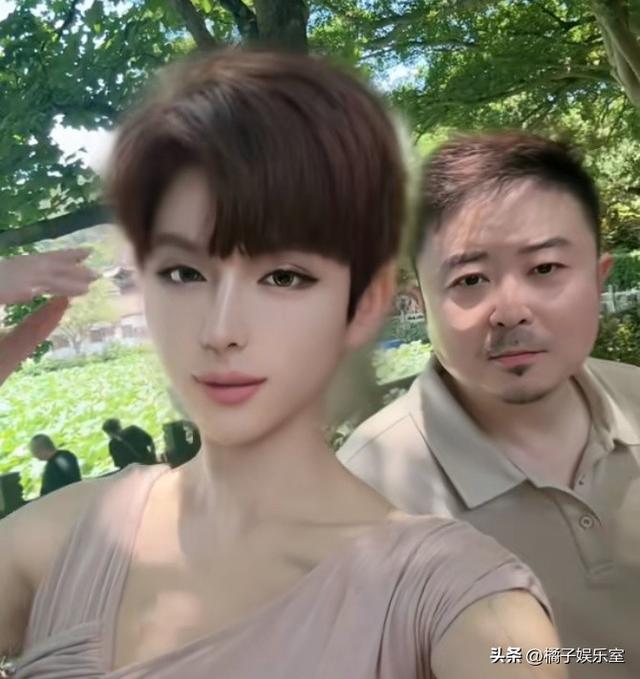 28岁网红卡卡夫妇与12岁儿子共舞，穿露腰超短裤，网友希望她保守