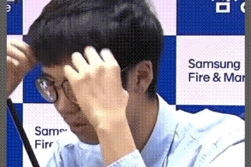 老手！卞相壹曾在比赛途中，狂扇耳光摘眼镜痛哭，对手吃香蕉看戏