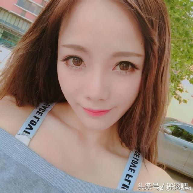 天妖Saki胸大腿长还穿丝袜：一言不合就秀一字马！