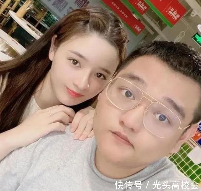 和豪刷700万榜一奔现后,斗鱼女主播晒孕检报告,已经怀孕12周