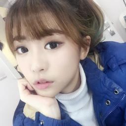 熊猫直播时期的周淑怡,被传和药水哥是CP,还差点假戏真做