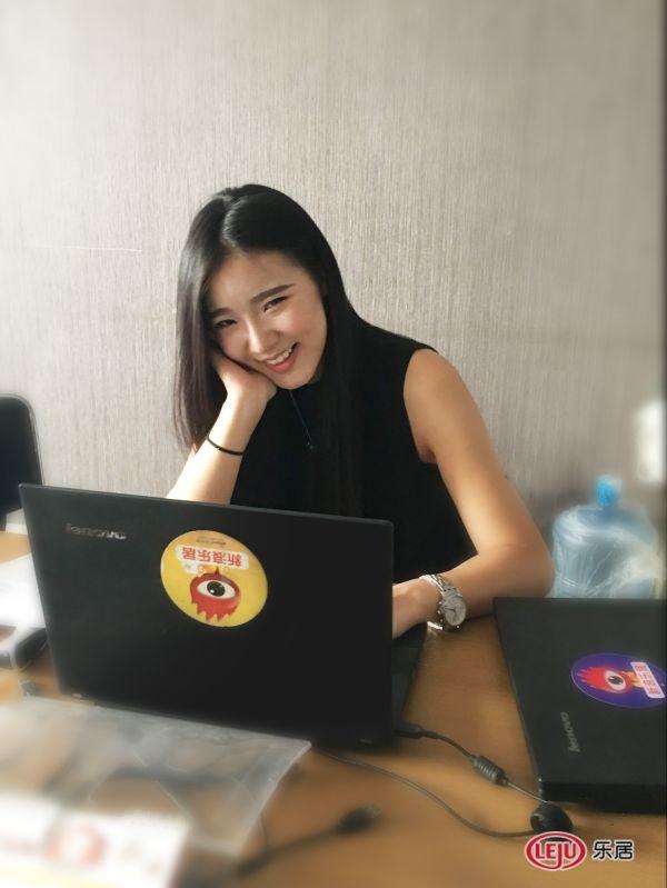 网红在乐居：刘亦石主播第一天 高颜值妹子人气爆棚