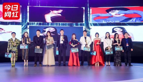 推动主播职业化发展，NOW直播启动“超级网红计划”