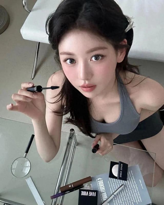 韩国版“奶茶妹妹”！白嫩可爱！颜值身材是顶级！