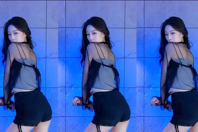 央视点名：女主播“卖肉”不可取，净网行动再展开，众多直播被封