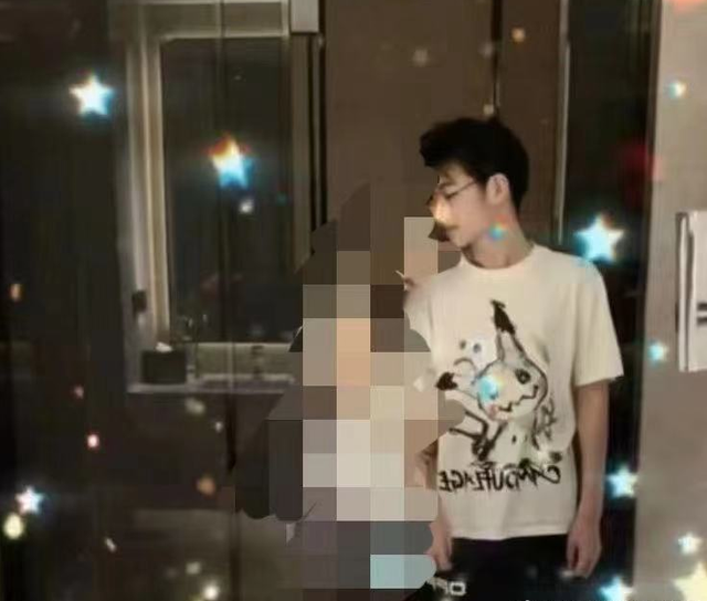 知名主播被曝睡粉丝，女方发亲密照怒诉被骗始末，吃住都花女生钱