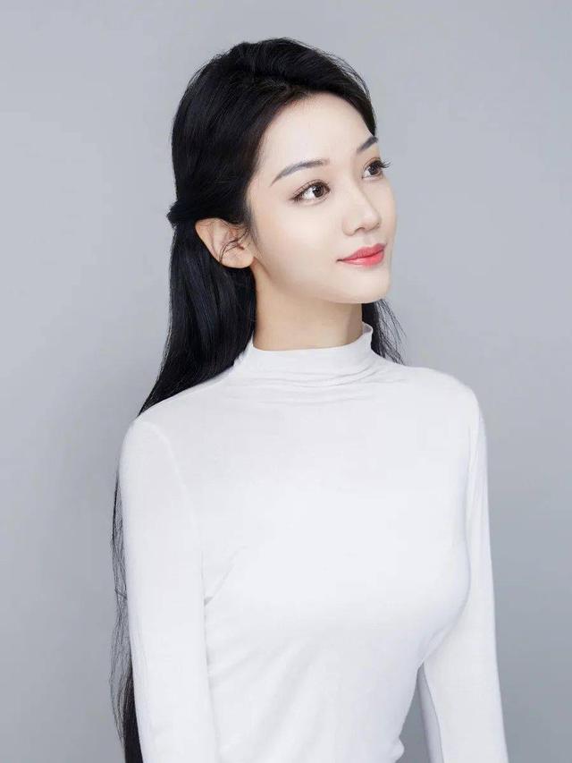 10位腾讯体育美女主播的风采,谁是你心中的C位?(附写真)
