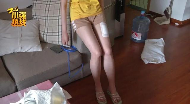 女主播洗澡时“嘭”的一声!“天呐,我一直被夸腿好看的…”