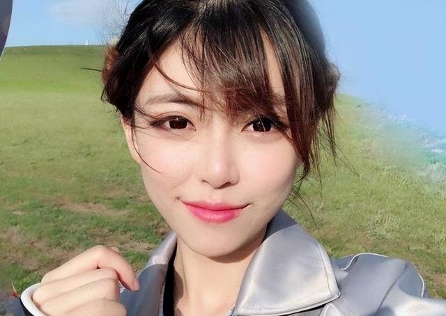 昔日某鱼一姐宣布换平台,网友:中专精神小妹找到了自己的舒适圈