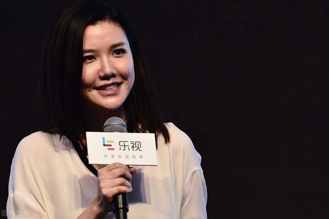 “粗口”怒怼催婚,美女主播刘语熙35岁了,有834万粉丝、靠直播带货吸金的她,始终未透露离开央视原因