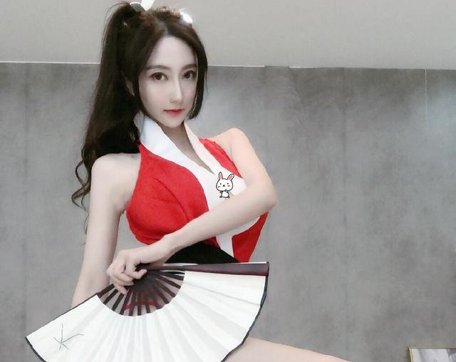 斗鱼美女主播公开表态,卖艺不卖身,引起水友热议