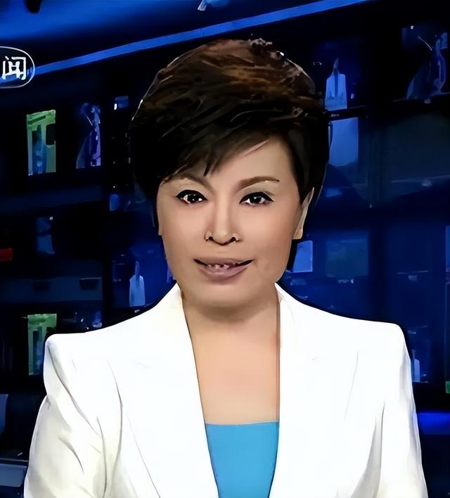 央视国脸李瑞英:稳坐主播28年,却因儿子坠楼,被批“六亲不认”