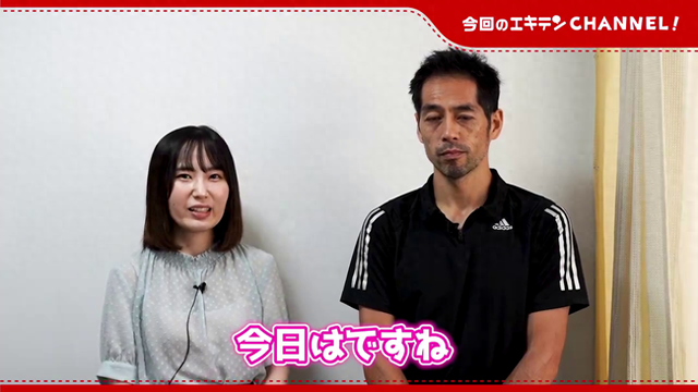 女主播体验脊椎调整!骨感释放,听声就让人舒爽