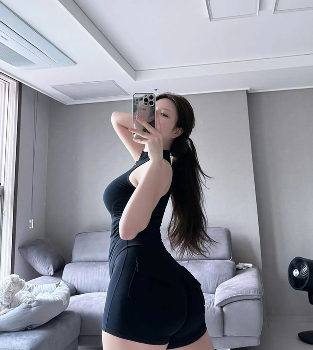 韩国网红崔素美:韩国第一网红,妖娆性感身材,谁能不爱