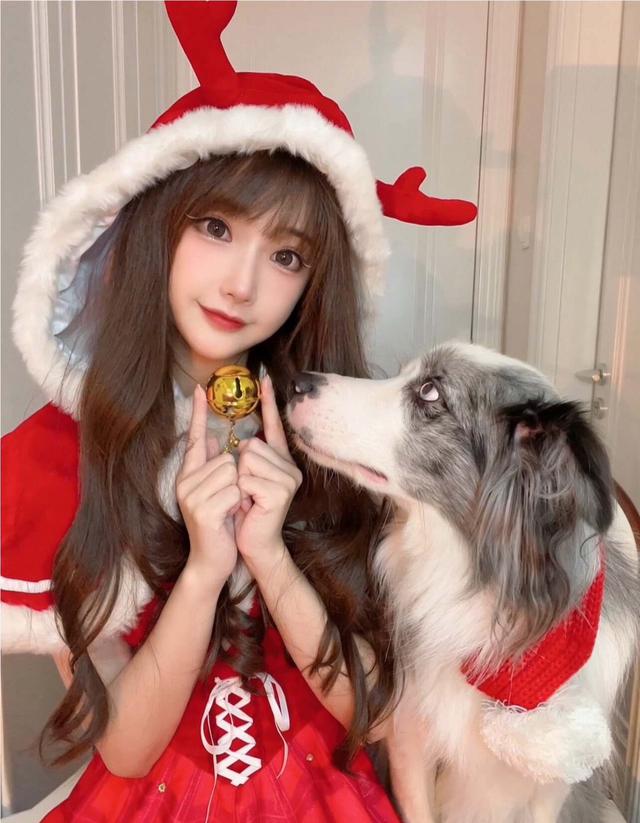 解说琪琪COS貂蝉,黑丝大长腿,身材绝佳,和张天爱气质不同