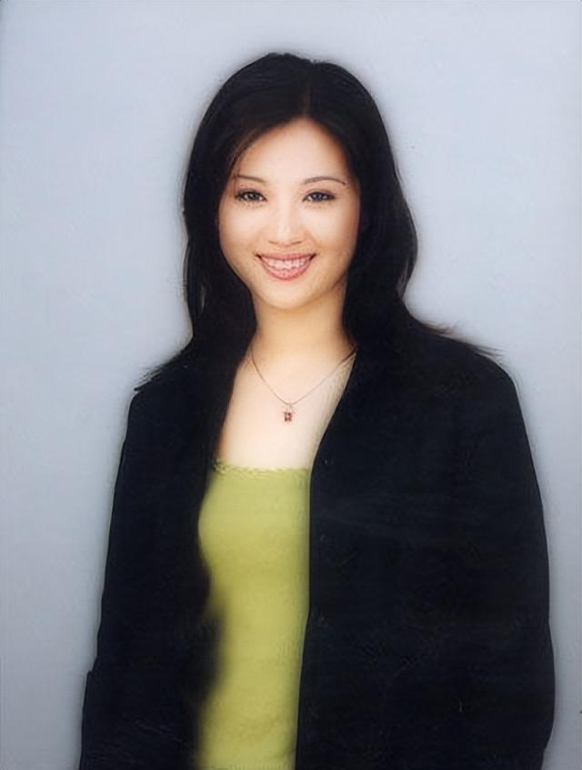 央视主持人王欢:电影频道一姐,曾和朱军搭档,42岁患癌遗憾离世