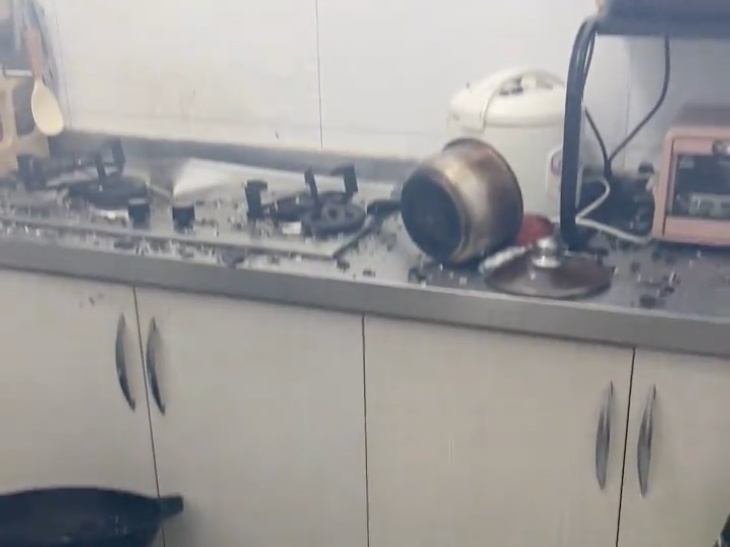 罐装饮料爆炸插进天花板！饮料不能这样加热