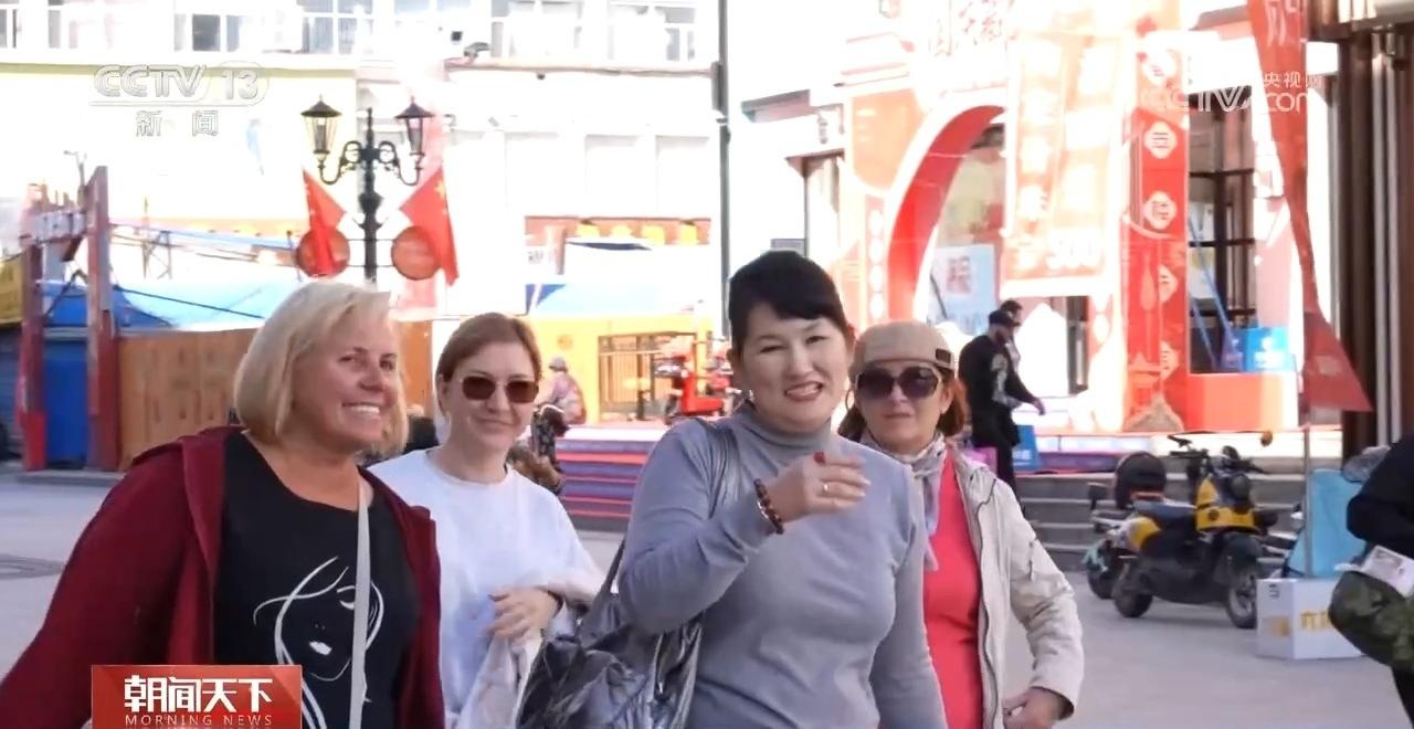 从“中国游”到“中国购” 外国游客在中国都有哪些“心头好”