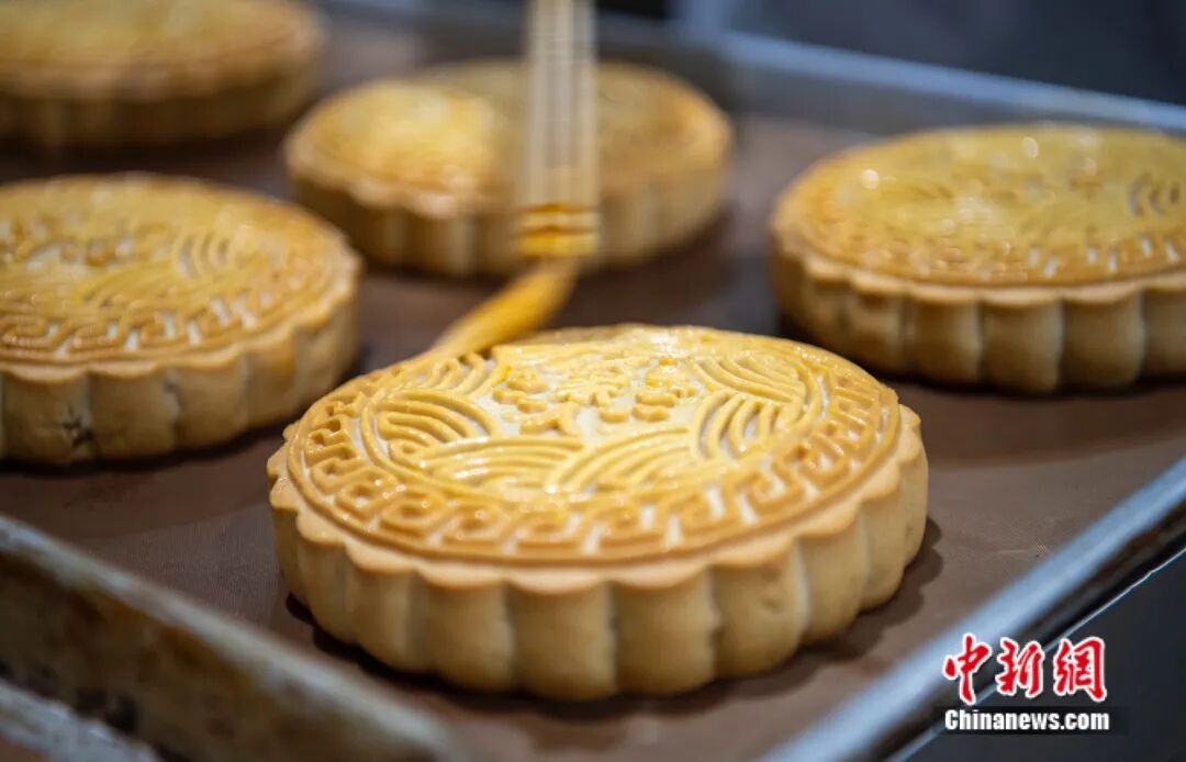 饼大如月盘、皮薄馅足……连苏东坡都夸的大月饼,你吃过吗?