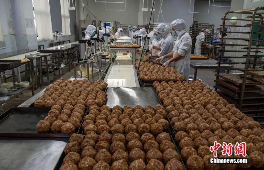 饼大如月盘、皮薄馅足……连苏东坡都夸的大月饼,你吃过吗?