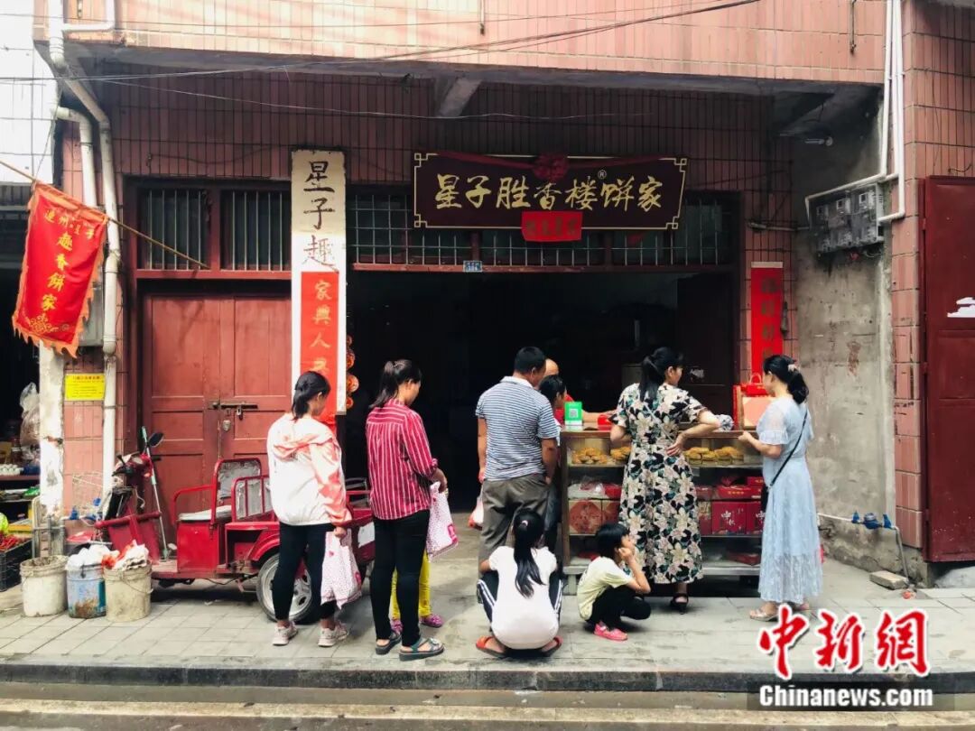 广东清远星子豆沙饼,舌尖上的“月光宝石”