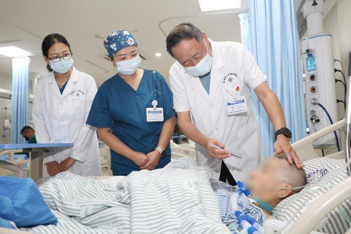 慈溪蓝十字脑科医院:多学科协作助力高位截瘫患者加速康复